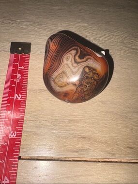 Abaete Brown Swirled Polished Agate Accent Stone